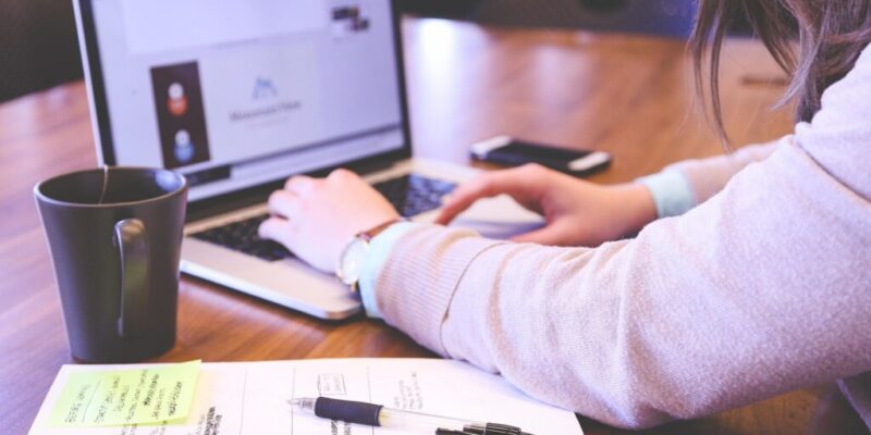 startupstockphotos-student-849822_1920